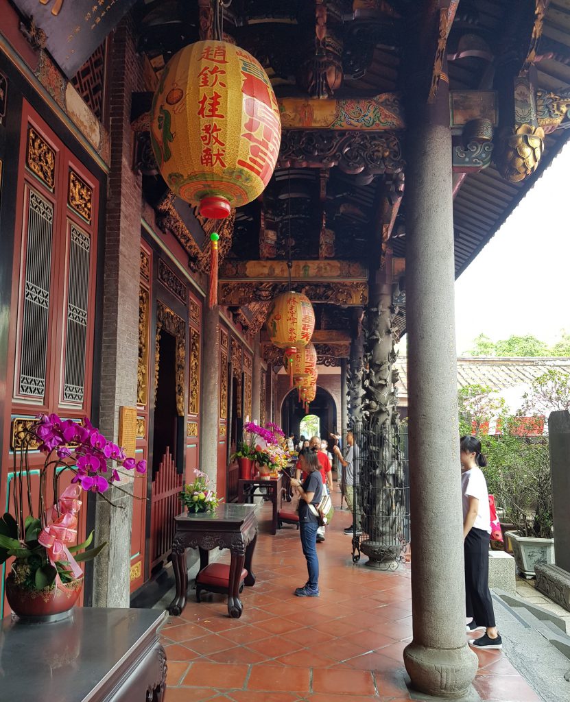 Dalongdong Baoan Temple