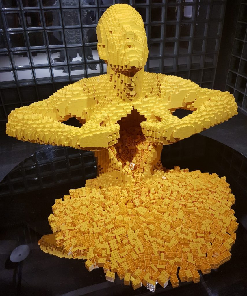 Huashan The Art of the Brick