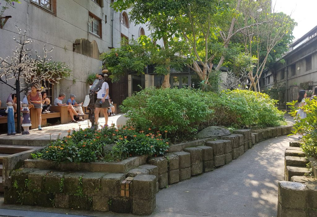 Huashan 1914 Creative Park, Small Front Yard Landscaping Ideas On A Budget Guishan District Taoyuan City