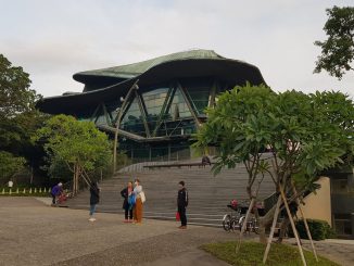 Cloud Gate Theatre